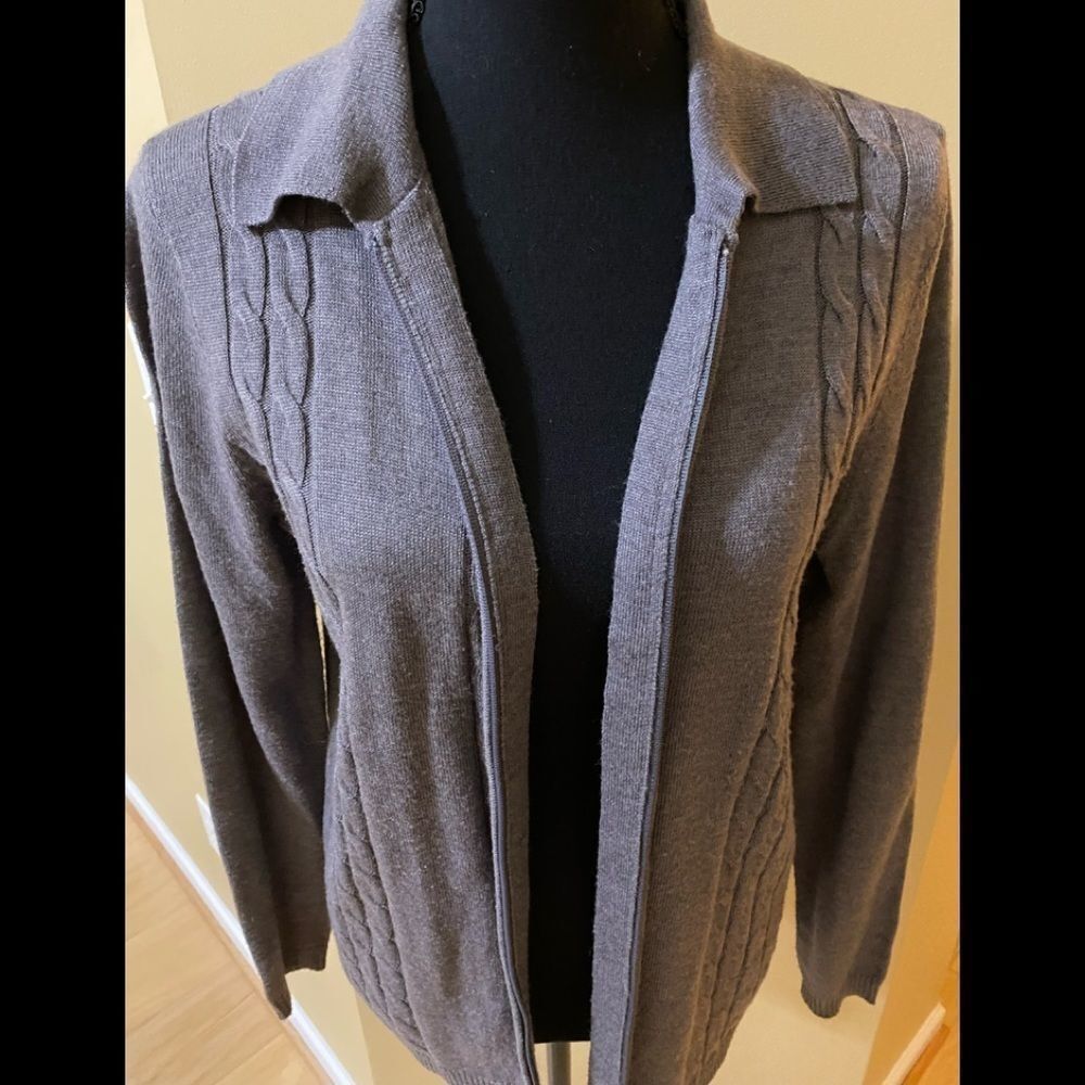 Alia Grey Front Zipper Long Sleeve Cardigan Size Small